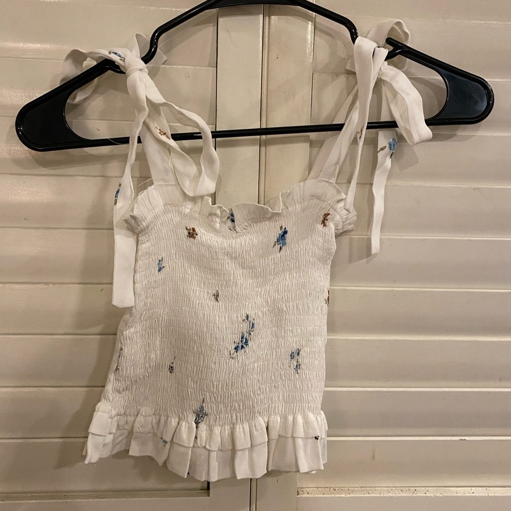White crop top